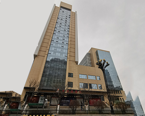 青海建設科技大廈三陽大酒店(四星級，21000m2，海湖新區(qū)地標建筑)